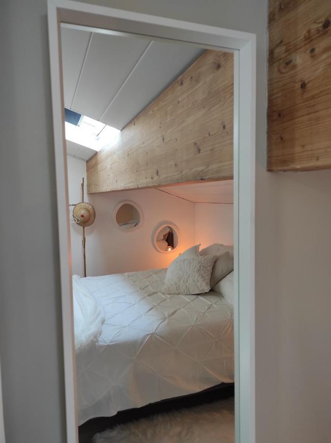 Campagne Et Jacuzzi ... C'Est Cosy Le Bumble Bee ! Villa Panossas Exterior photo