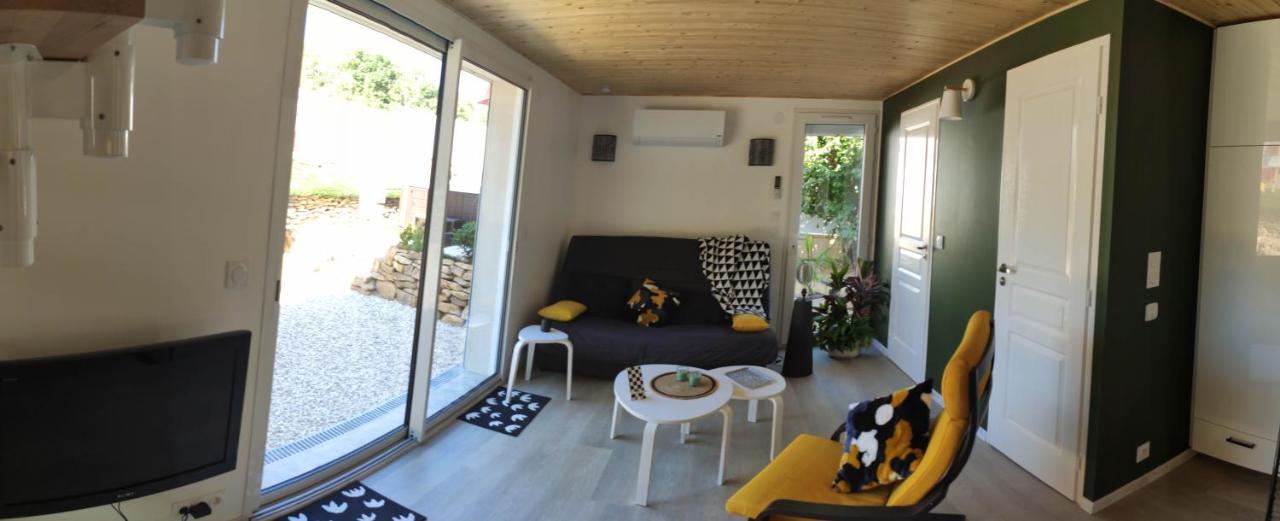 Campagne Et Jacuzzi ... C'Est Cosy Le Bumble Bee ! Villa Panossas Exterior photo